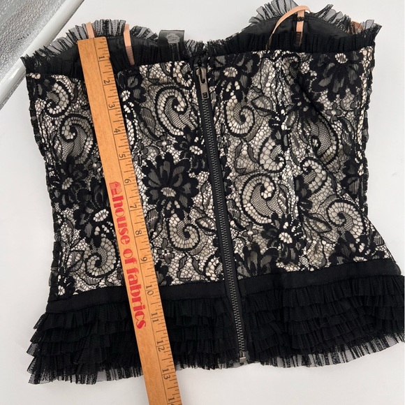 Forever 21 Paris Black Lace Corset Bustier Top S – Ruffle Trim, Zip Back - Picture 7 of 8